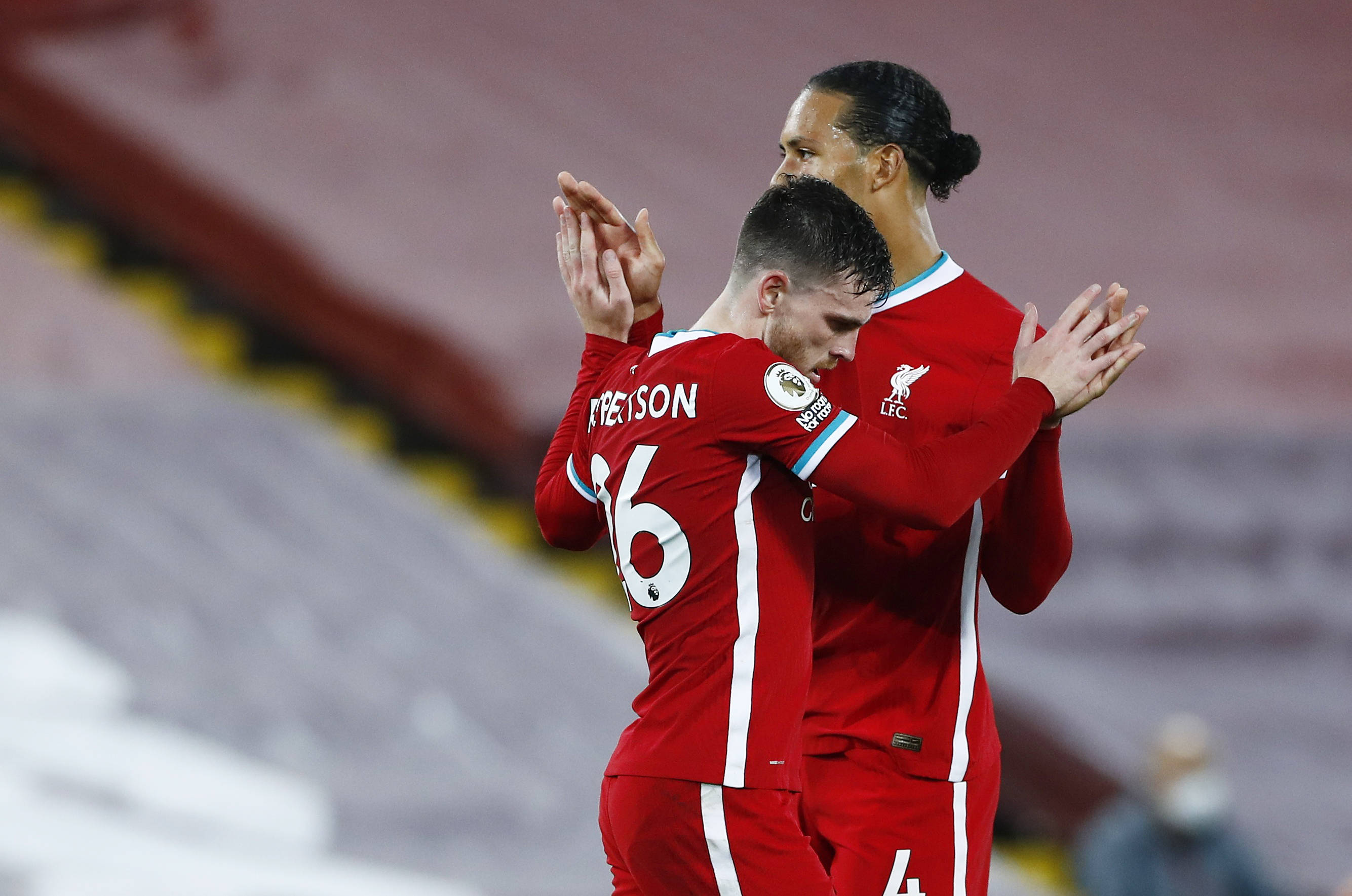 同样不甘落 同样不甘落